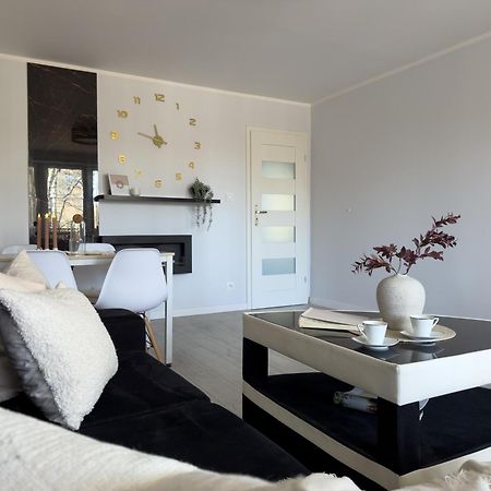 Apartament Nieopodal Centrum Nauki Cogiteon Cracovia Esterno foto
